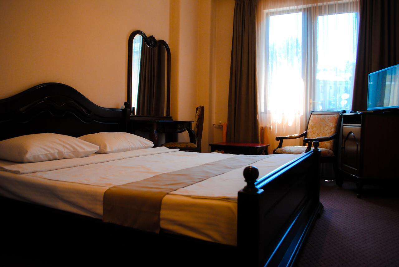 Hotel Sympatia Тбилиси Экстерьер фото
