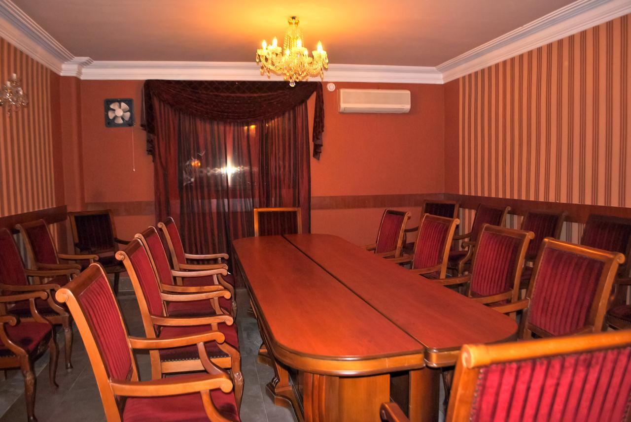 Hotel Sympatia Тбилиси Экстерьер фото