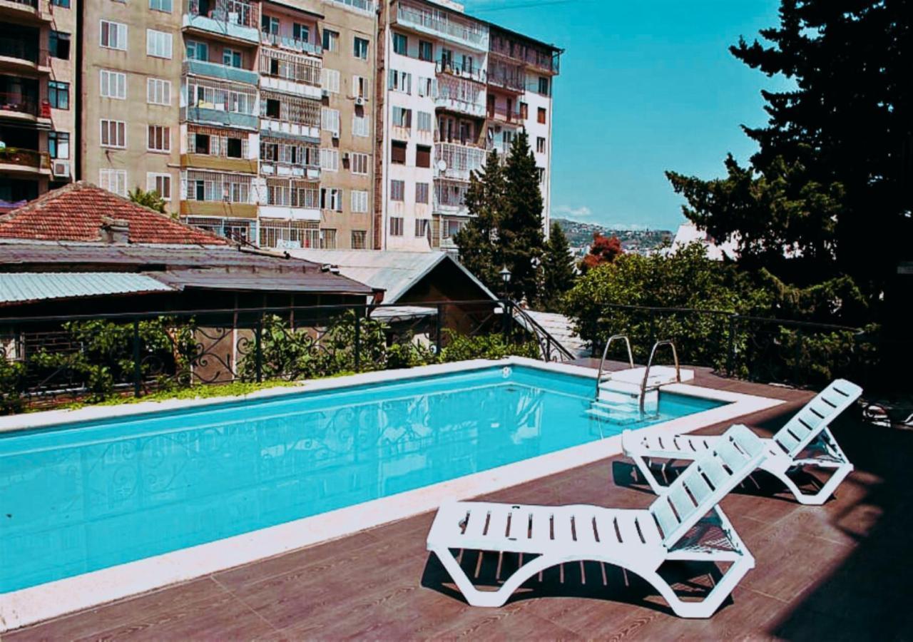 Hotel Sympatia Тбилиси Экстерьер фото